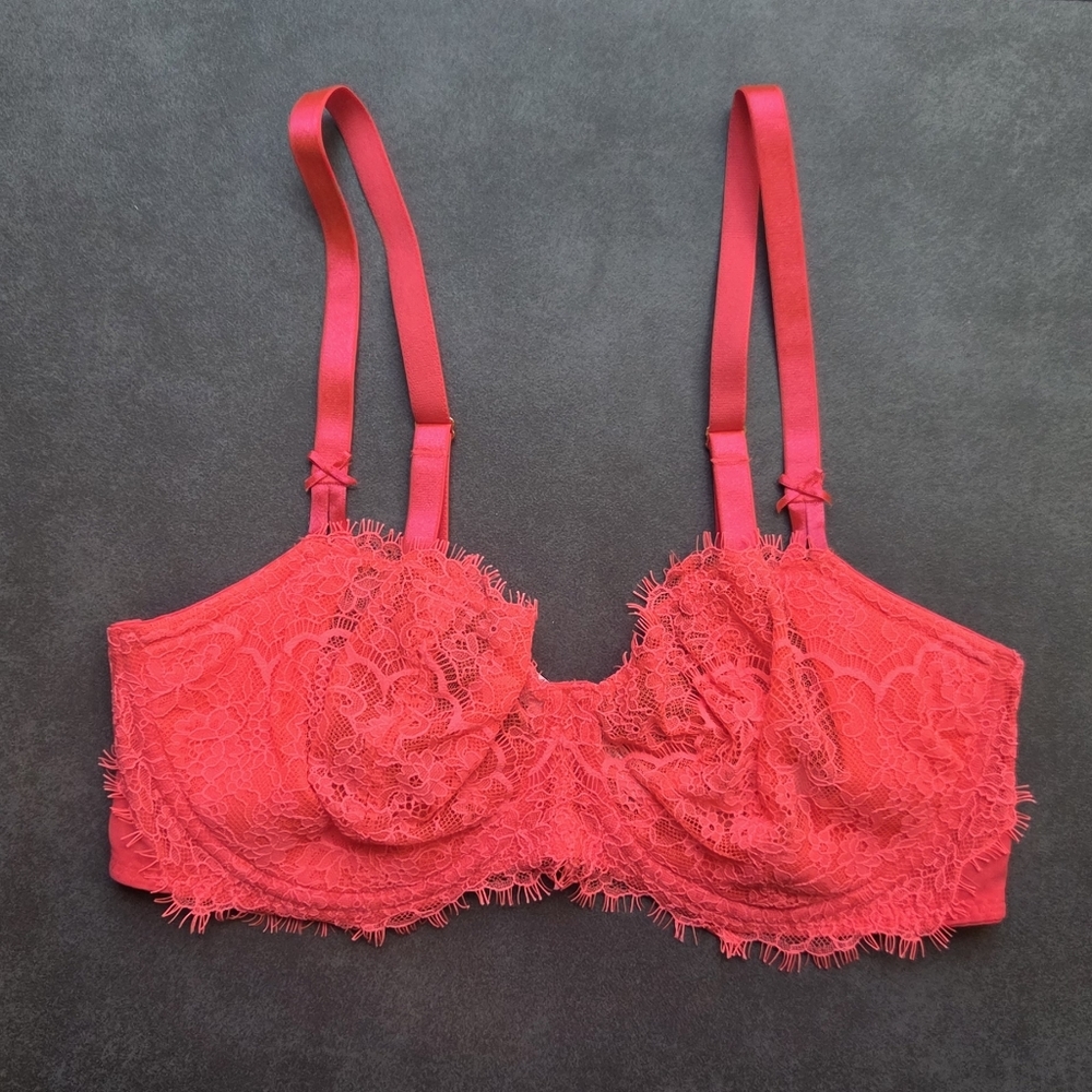 NWT Victoria's Secret Dream Angels Push-Up W/o Padding Bra 36DD